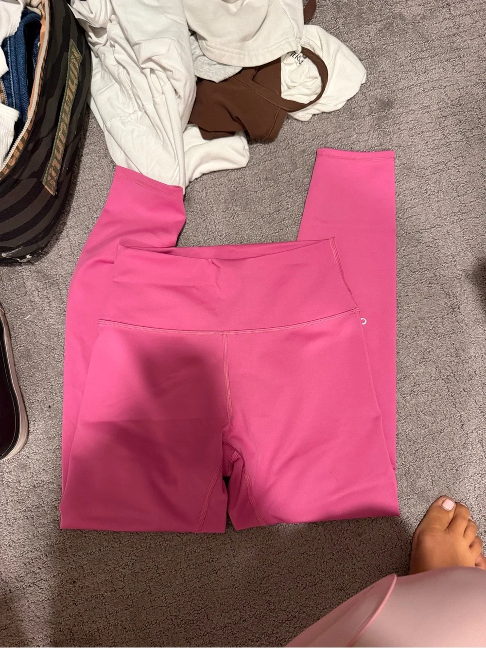ALO- 7/8 High-Waist Airlift Legging in Paradise Pink